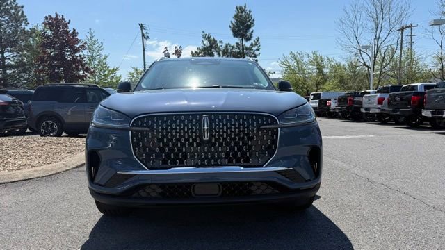 Used 2026 Lincoln Aviator Reserve AWD/4WD image 8