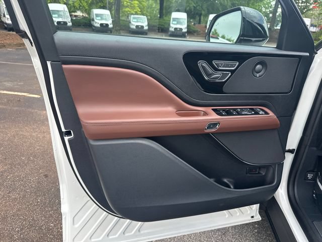 New 2026 Lincoln Aviator Reserve RWD image 10