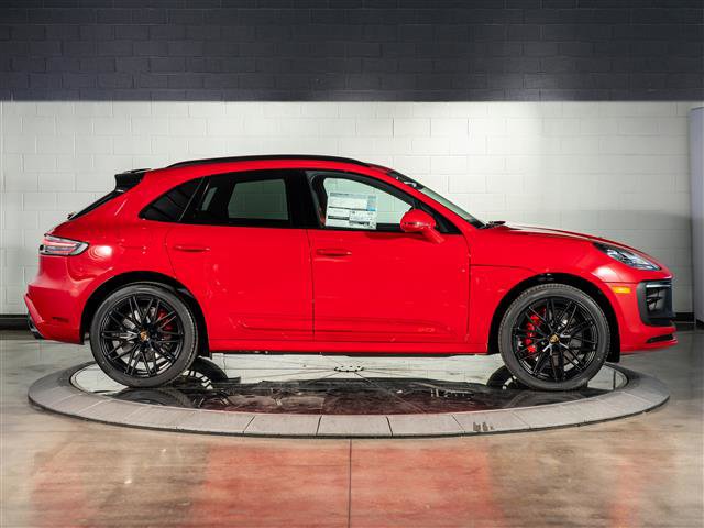 New 2026 Porsche Macan GTS image 8