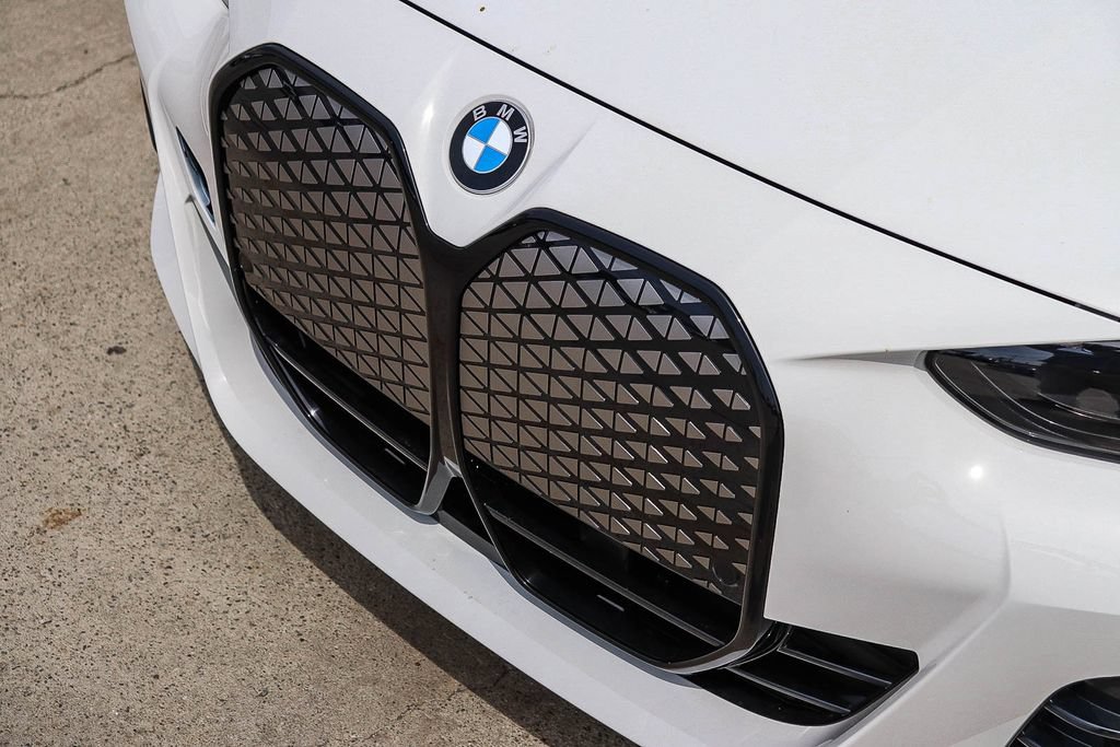 New 2026 BMW i4 eDrive40 w/ M Sport Package RWD image 9