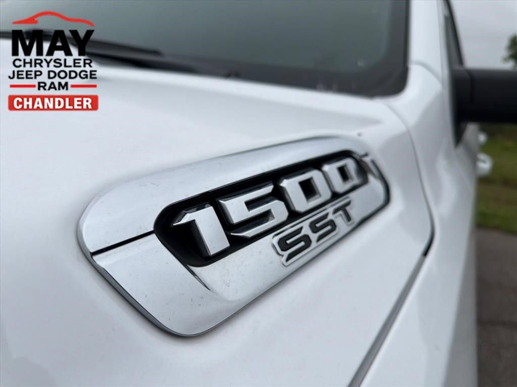 Used 2025 RAM 1500 Lone Star RWD image 3