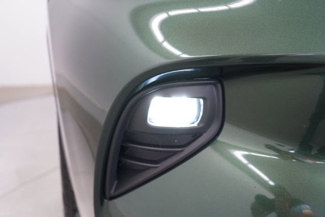 Used 2023 Toyota Highlander XLE image 99