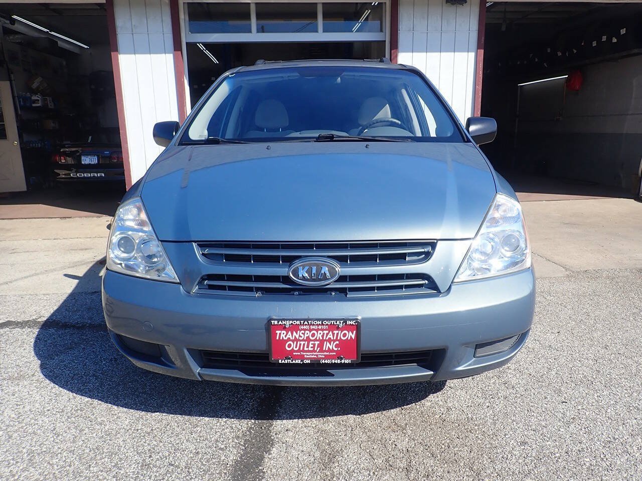 Used 2008 Kia Sedona LX FWD image 3