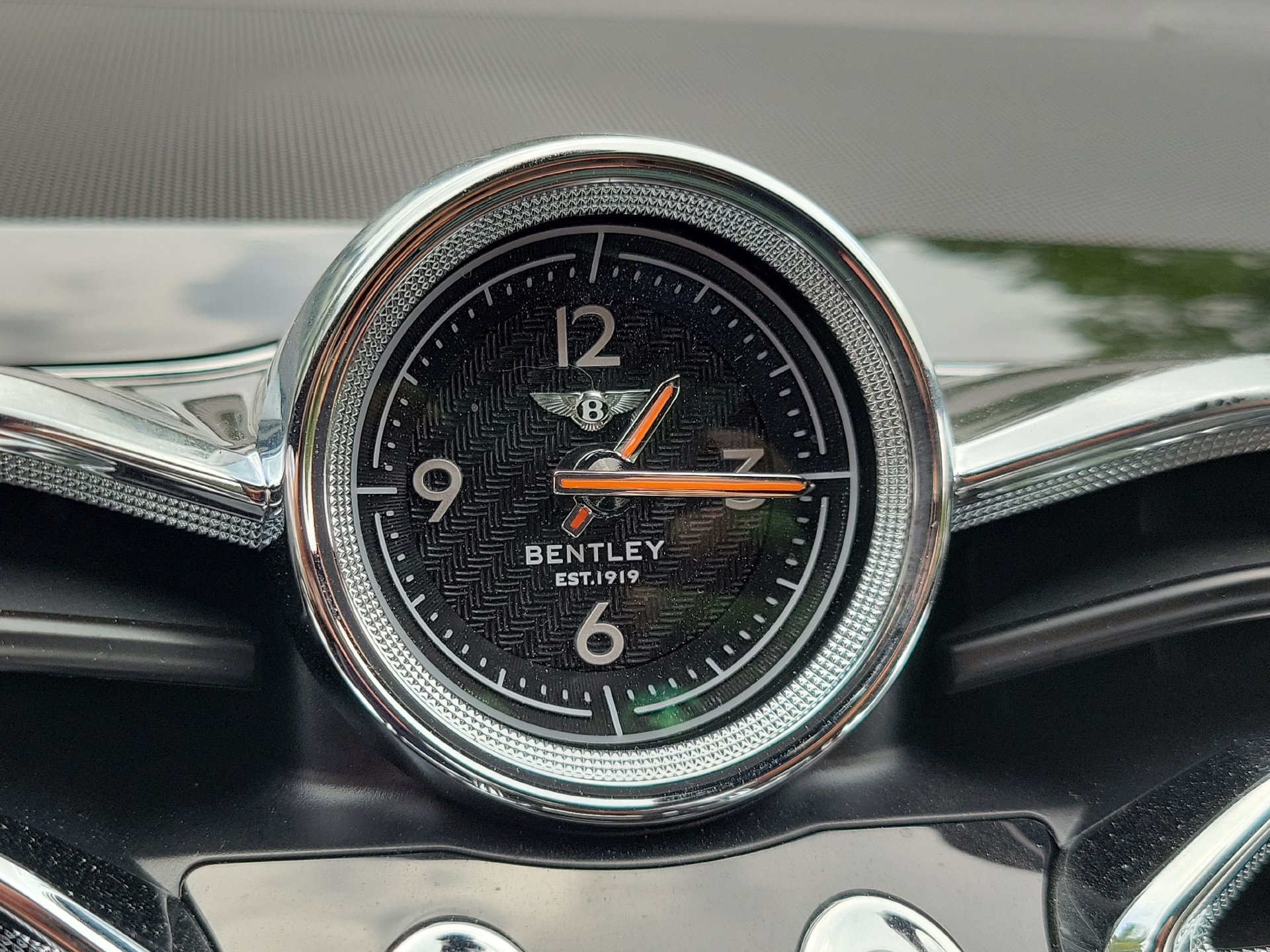 Certified 2023 Bentley Bentayga AWD/4WD image 45