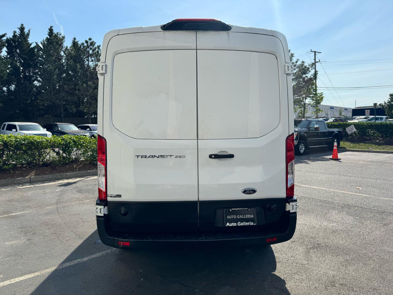 Used 2020 Ford Transit 250 Medium Roof w/ Load Area Protection Package RWD image 5