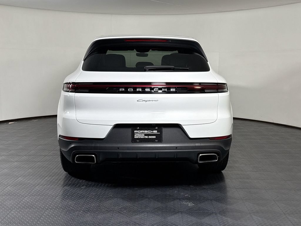 Certified 2024 Porsche Cayenne AWD/4WD image 6