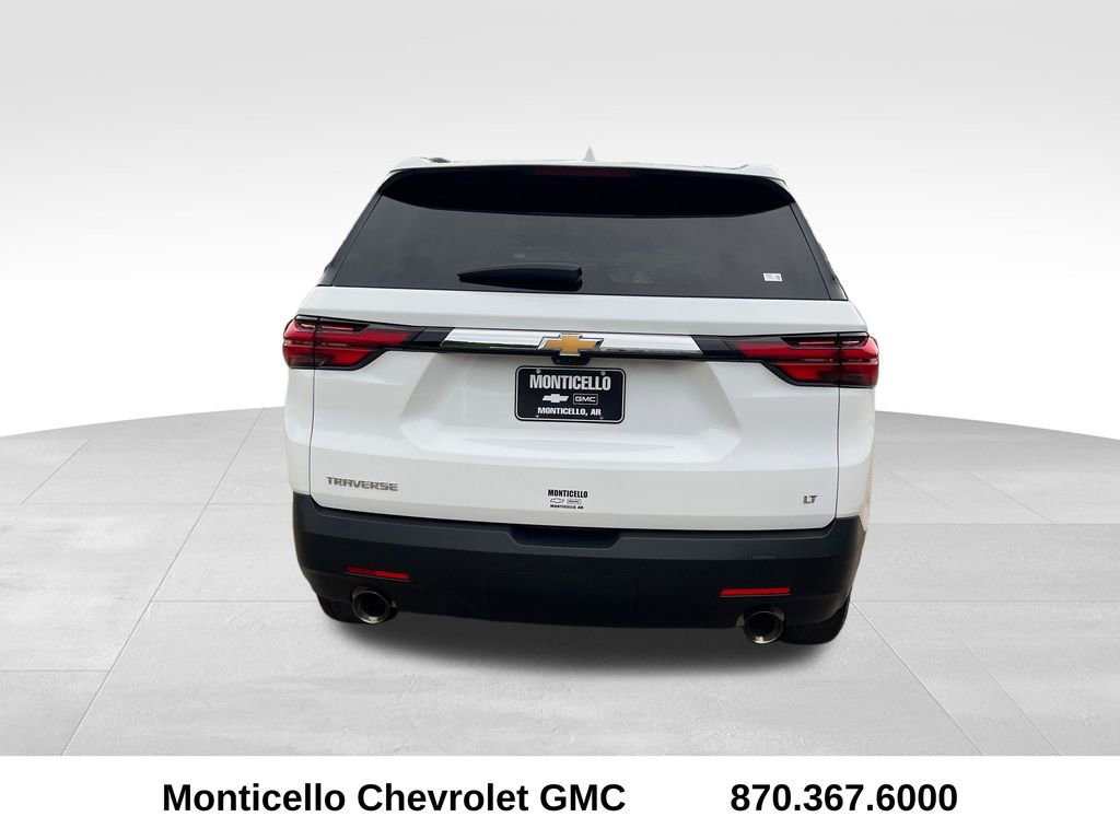 Used 2023 Chevrolet Traverse LT FWD image 4