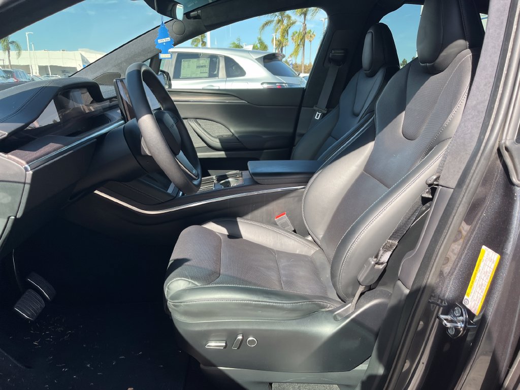 Used 2024 Tesla Model X AWD/4WD image 11