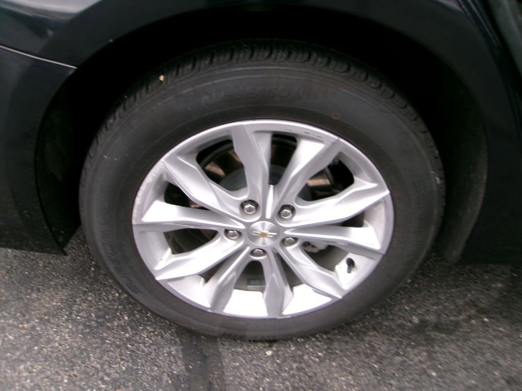 Used 2023 Chevrolet Malibu LT image 20