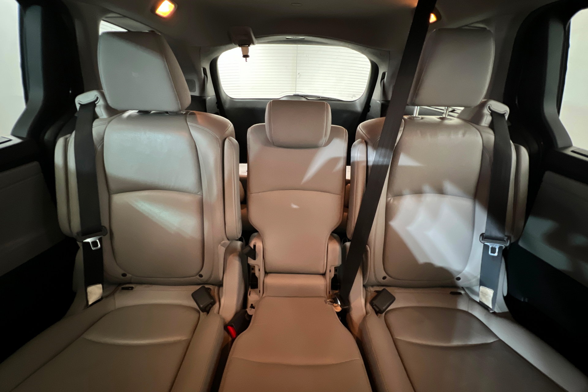 Used 2018 Honda Odyssey Elite image 25