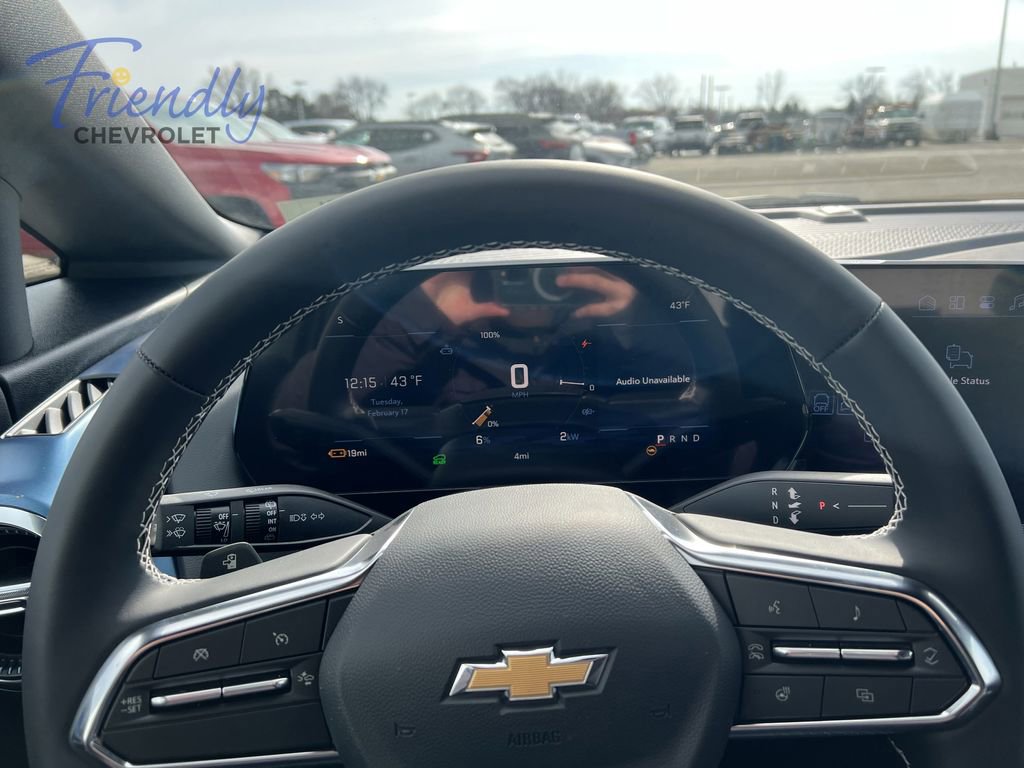 New 2026 Chevrolet Equinox EV LT AWD/4WD image 7