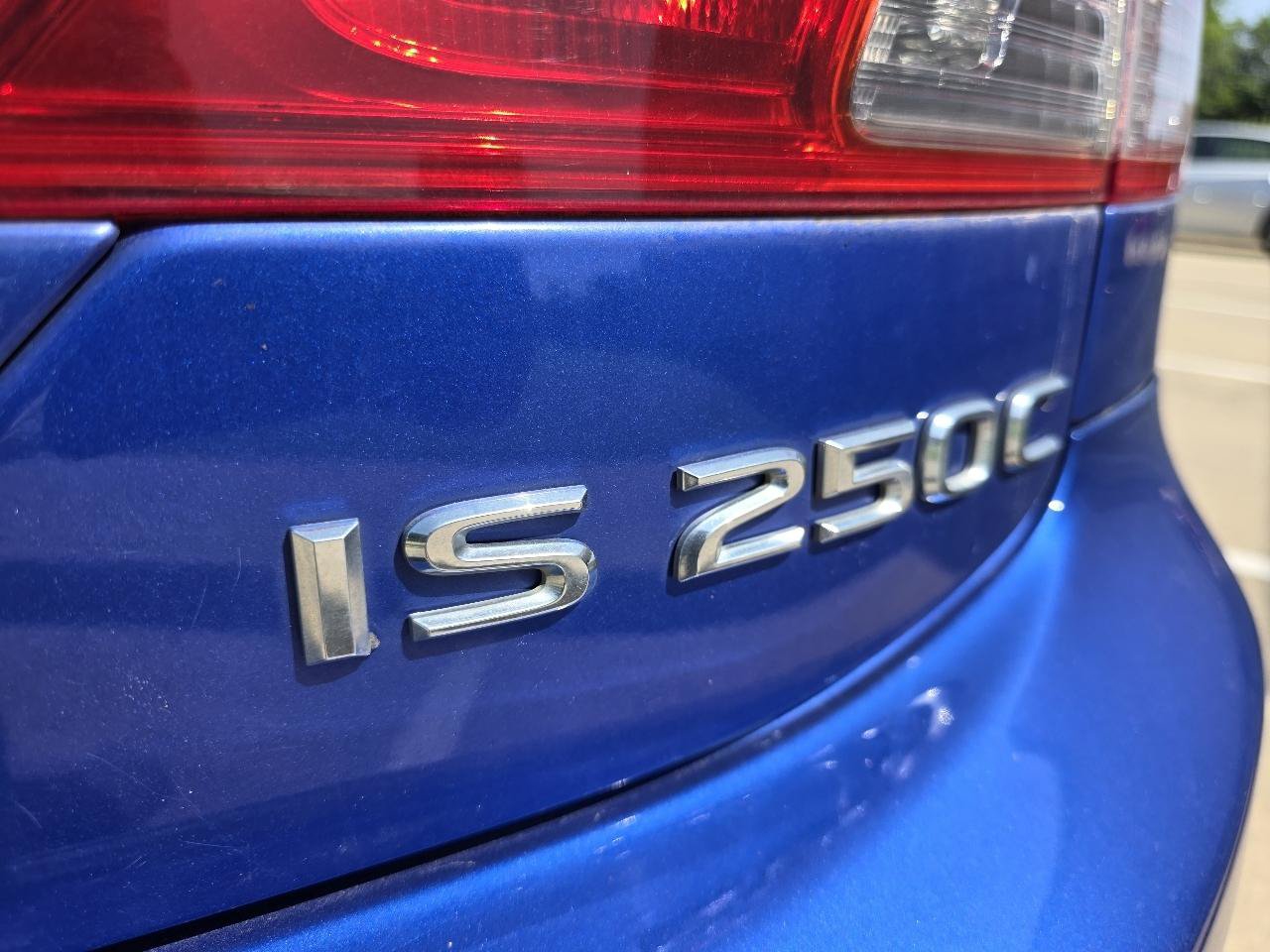 Used 2010 Lexus IS 250C RWD image 30