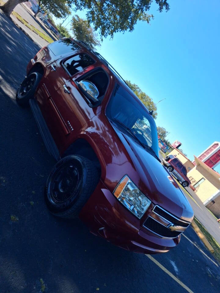 Used 2010 Chevrolet Tahoe LT image 8