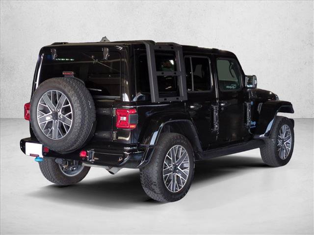 Used 2024 Jeep Wrangler High Altitude AWD/4WD image 5