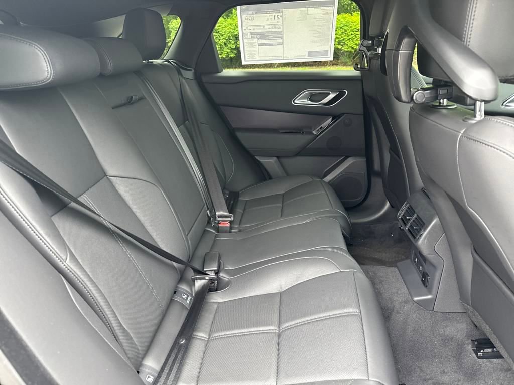 New 2026 Land Rover Range Rover Velar Dynamic SE image 18