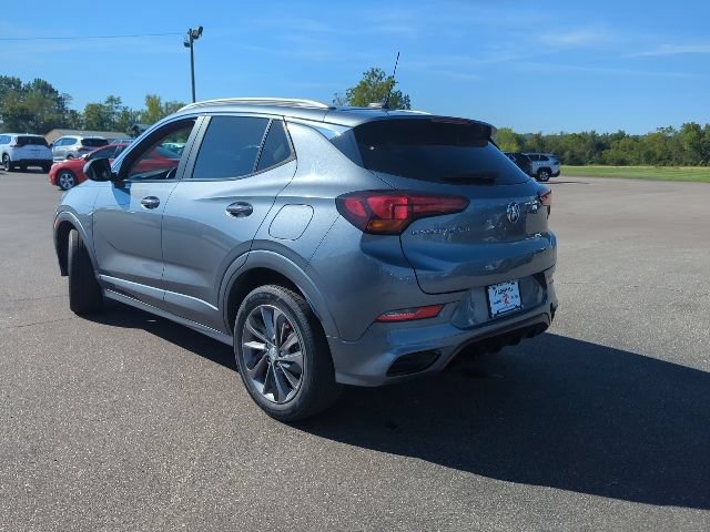 Used 2022 Buick Encore GX Select w/ Sport Touring Package FWD image 30