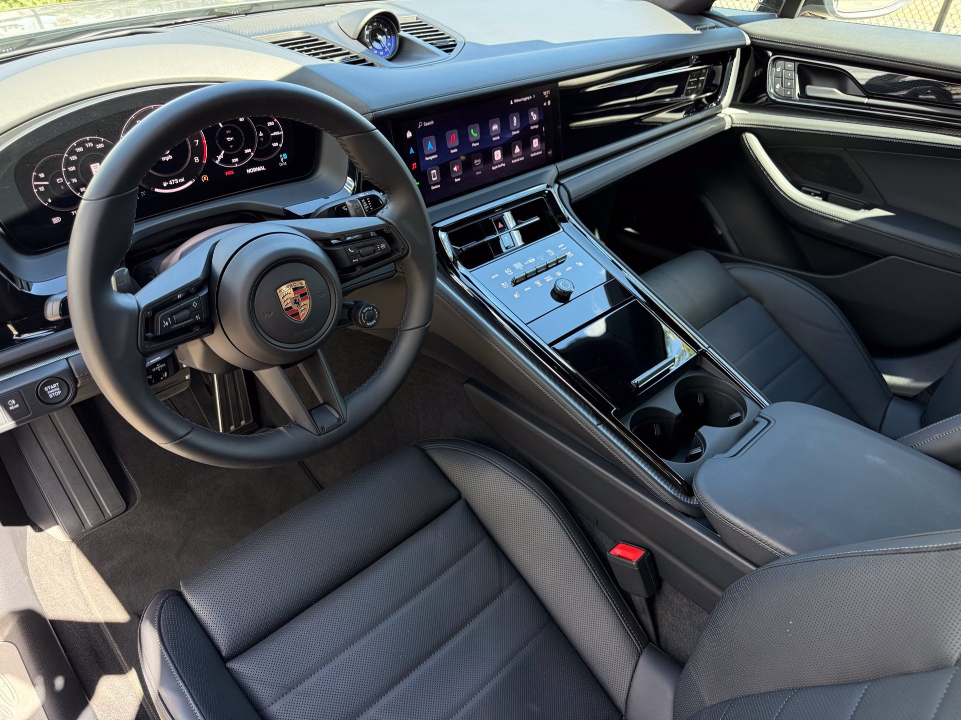 New 2026 Porsche Panamera 4 AWD/4WD image 4