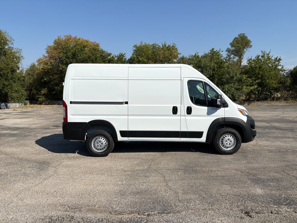 New 2027 RAM ProMaster 2500 FWD image 4