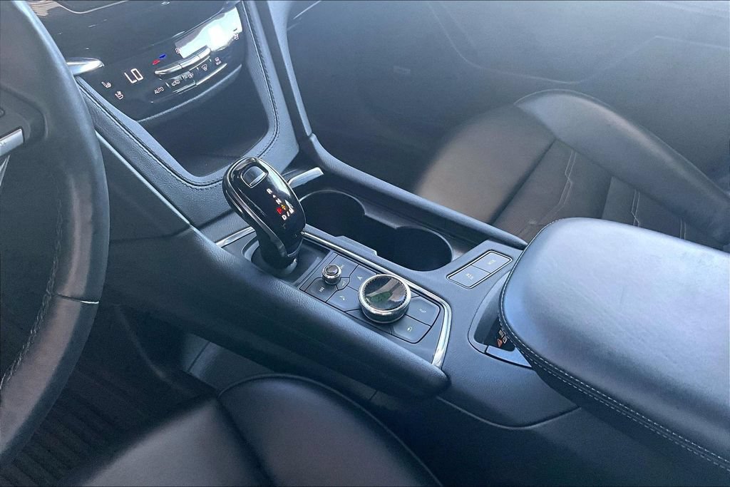 Used 2023 Cadillac XT6 Sport w/ Platinum Package AWD/4WD image 5