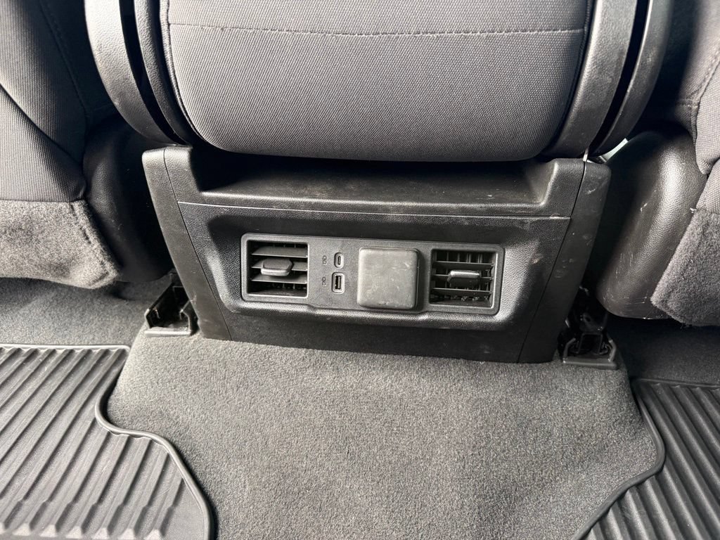 Used 2024 Chevrolet Silverado 1500 LT AWD/4WD image 15