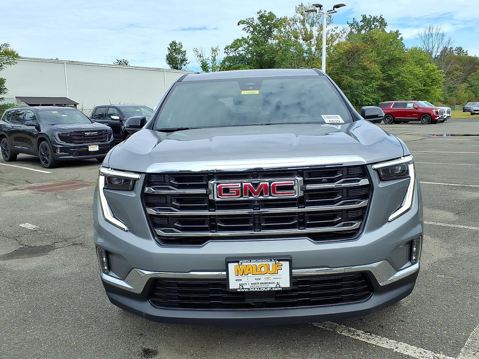 New 2027 GMC Acadia Elevation w/ Elevation Premium Package AWD/4WD image 2