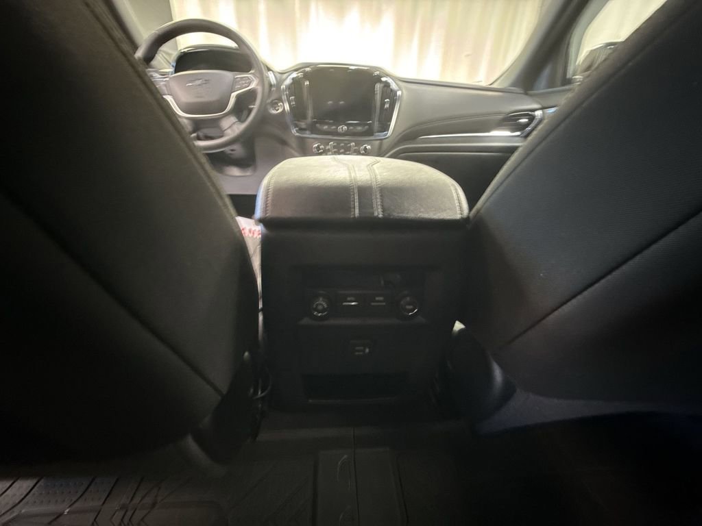 Certified 2023 Chevrolet Traverse LT image 30