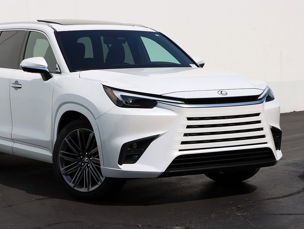 New 2026 Lexus TX 350 AWD image 2