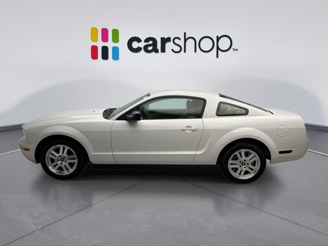 Used 2006 Ford Mustang Coupe image 2