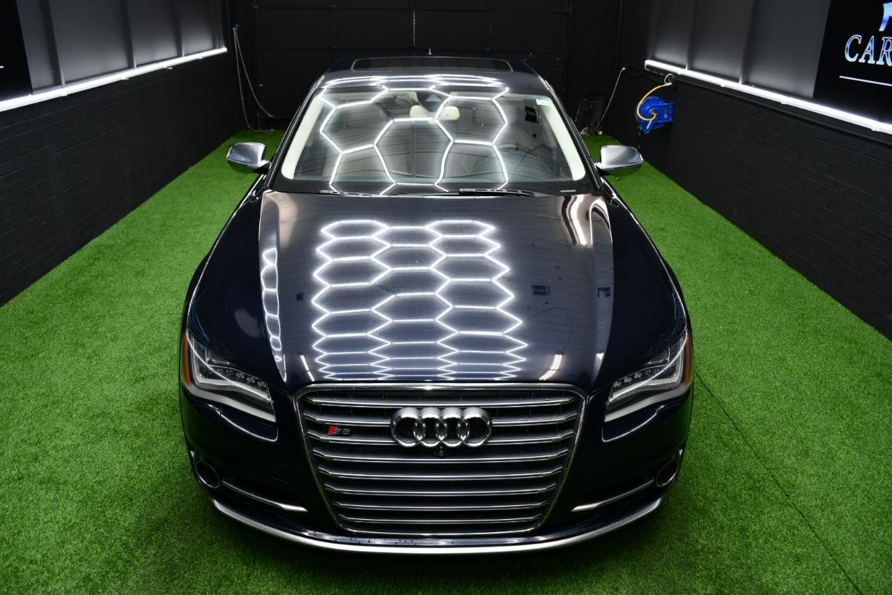 Used 2013 Audi S8 AWD/4WD image 6