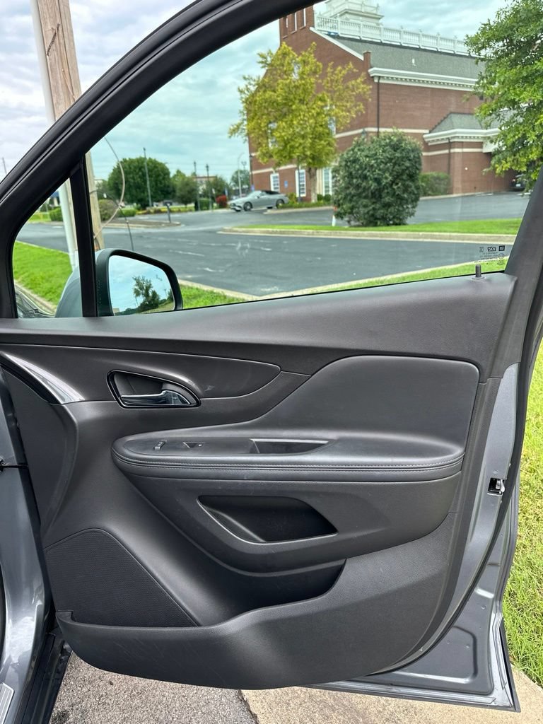 Used 2019 Buick Encore Sport Touring w/ Safety Package FWD image 16