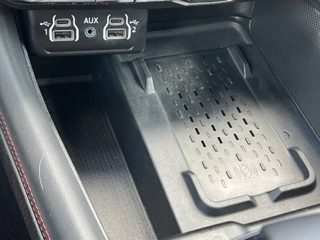 Used 2025 Dodge Durango R/T w/ Blacktop Package AWD/4WD image 32