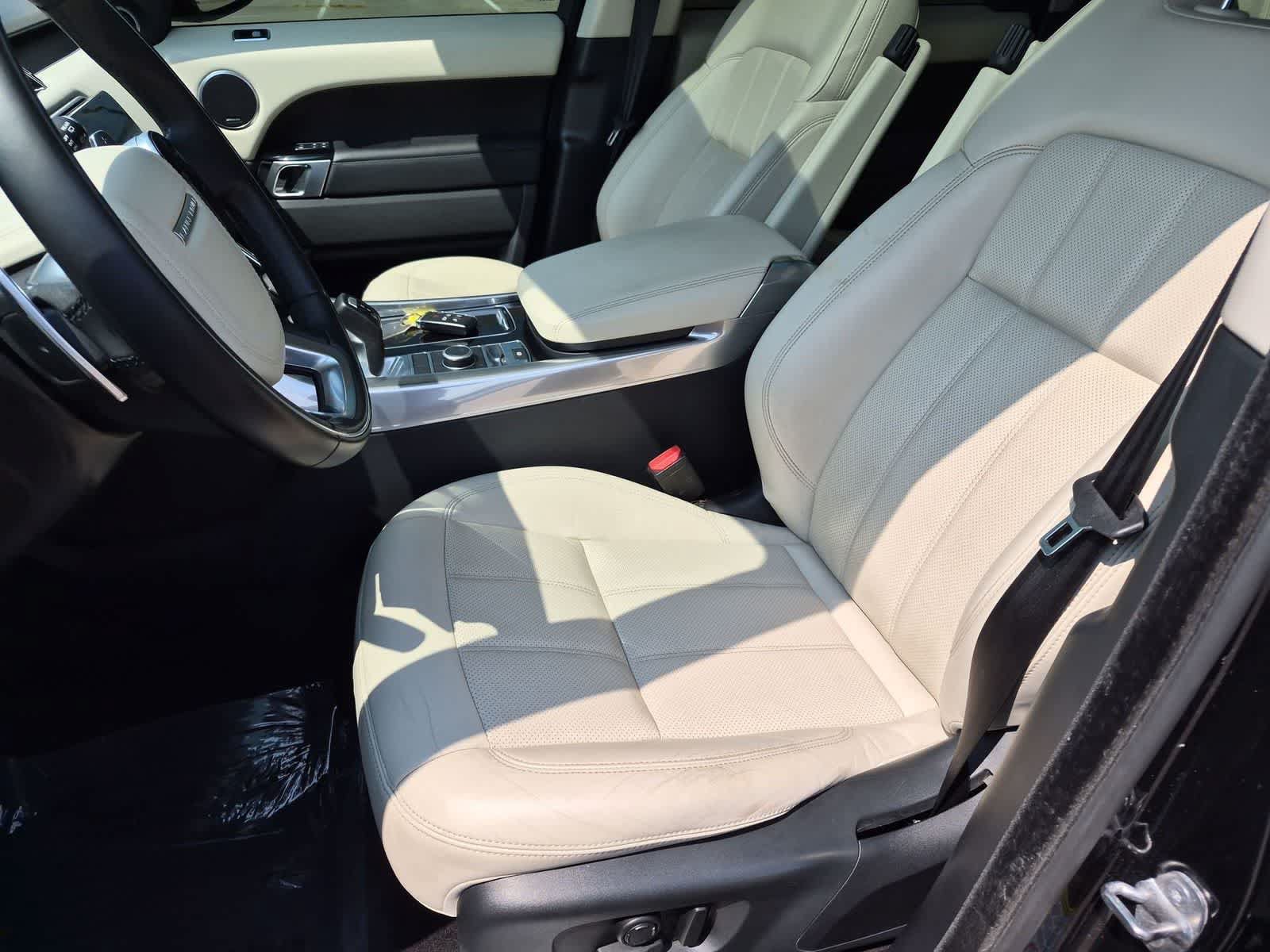 Certified 2022 Land Rover Range Rover Sport HSE Silver Edition AWD/4WD image 16