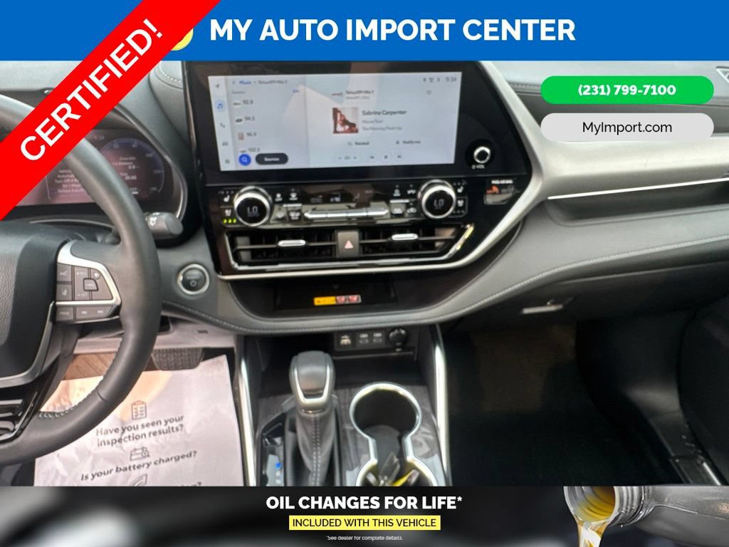 Certified 2025 Toyota Highlander Platinum AWD/4WD image 21