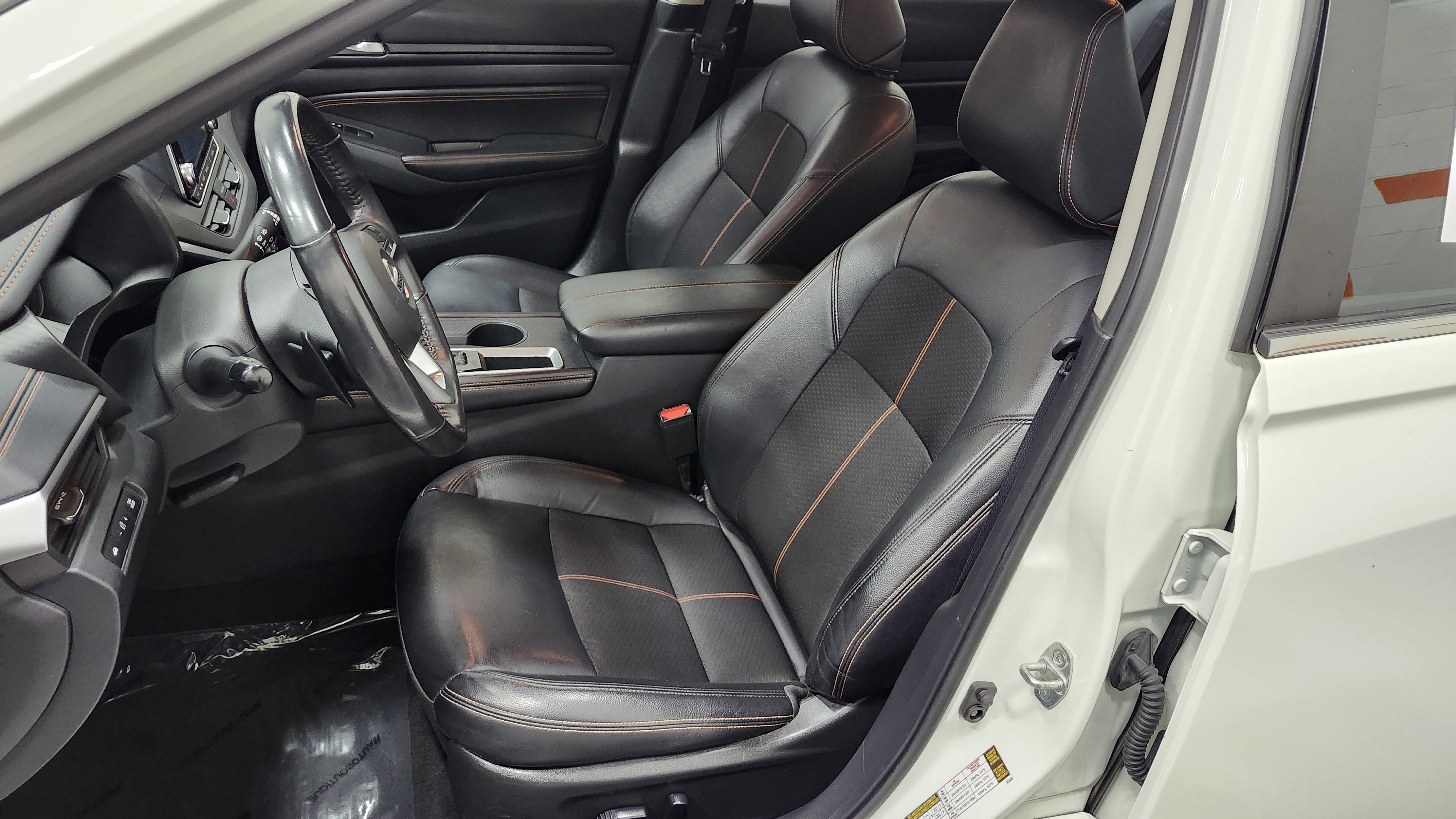 Used 2022 Nissan Altima 2.5 SR image 23