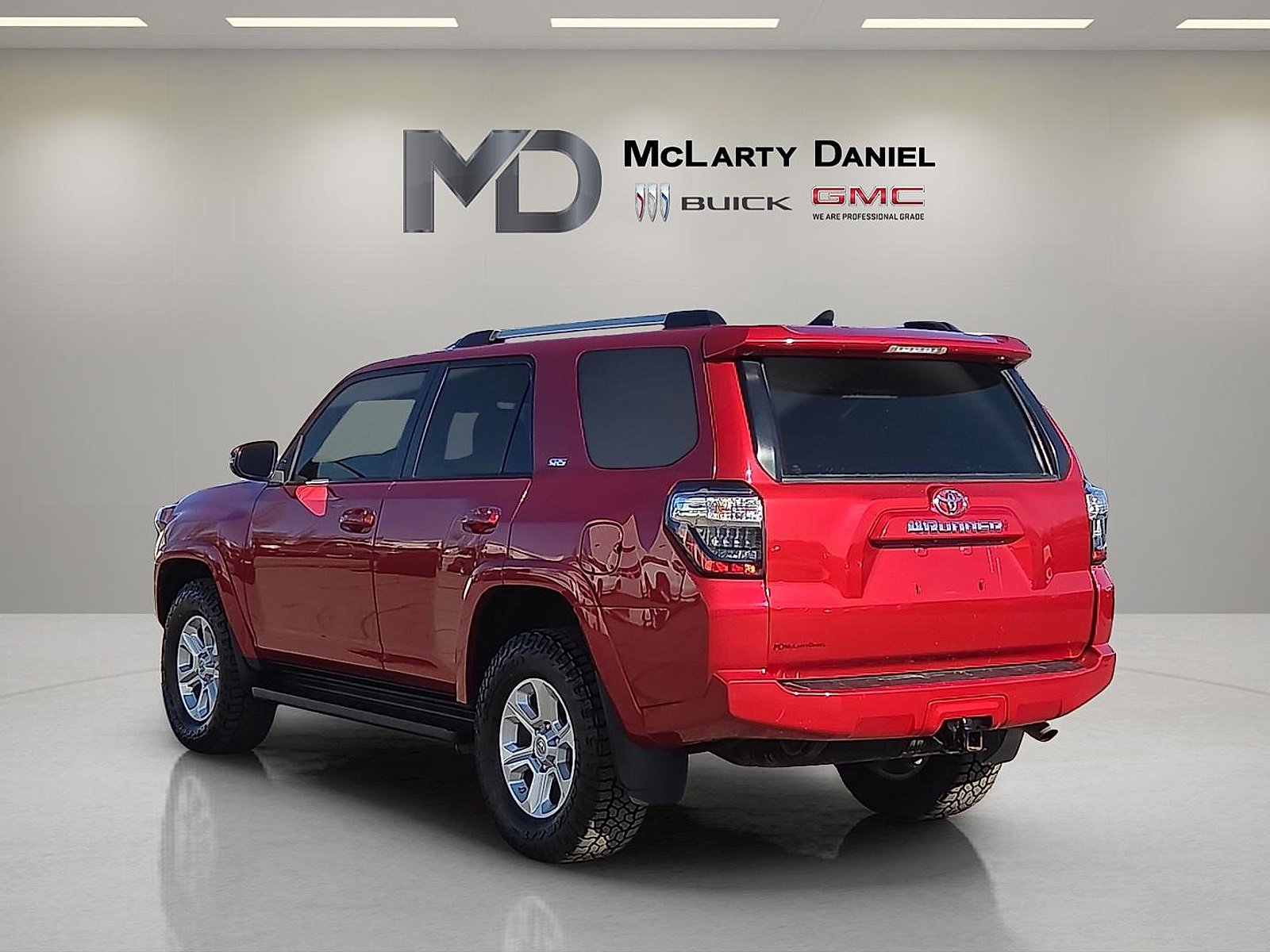 Used 2021 Toyota 4Runner SR5 Premium image 4