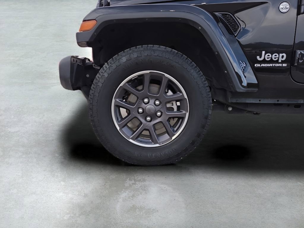 Used 2023 Jeep Gladiator Overland image 25