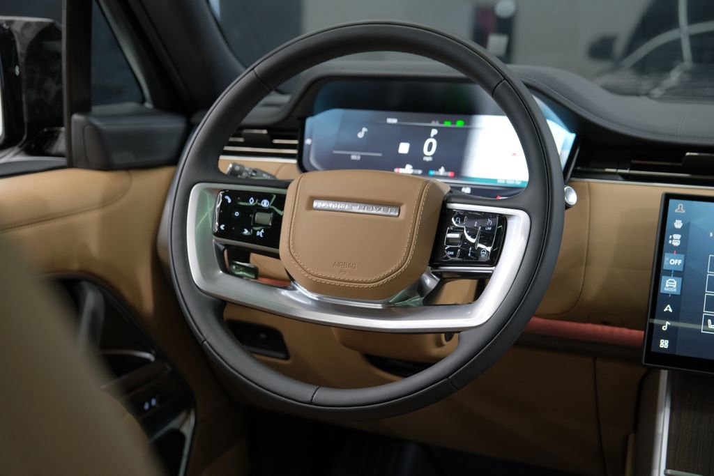 Used 2026 Land Rover Range Rover Long Wheelbase SE image 65