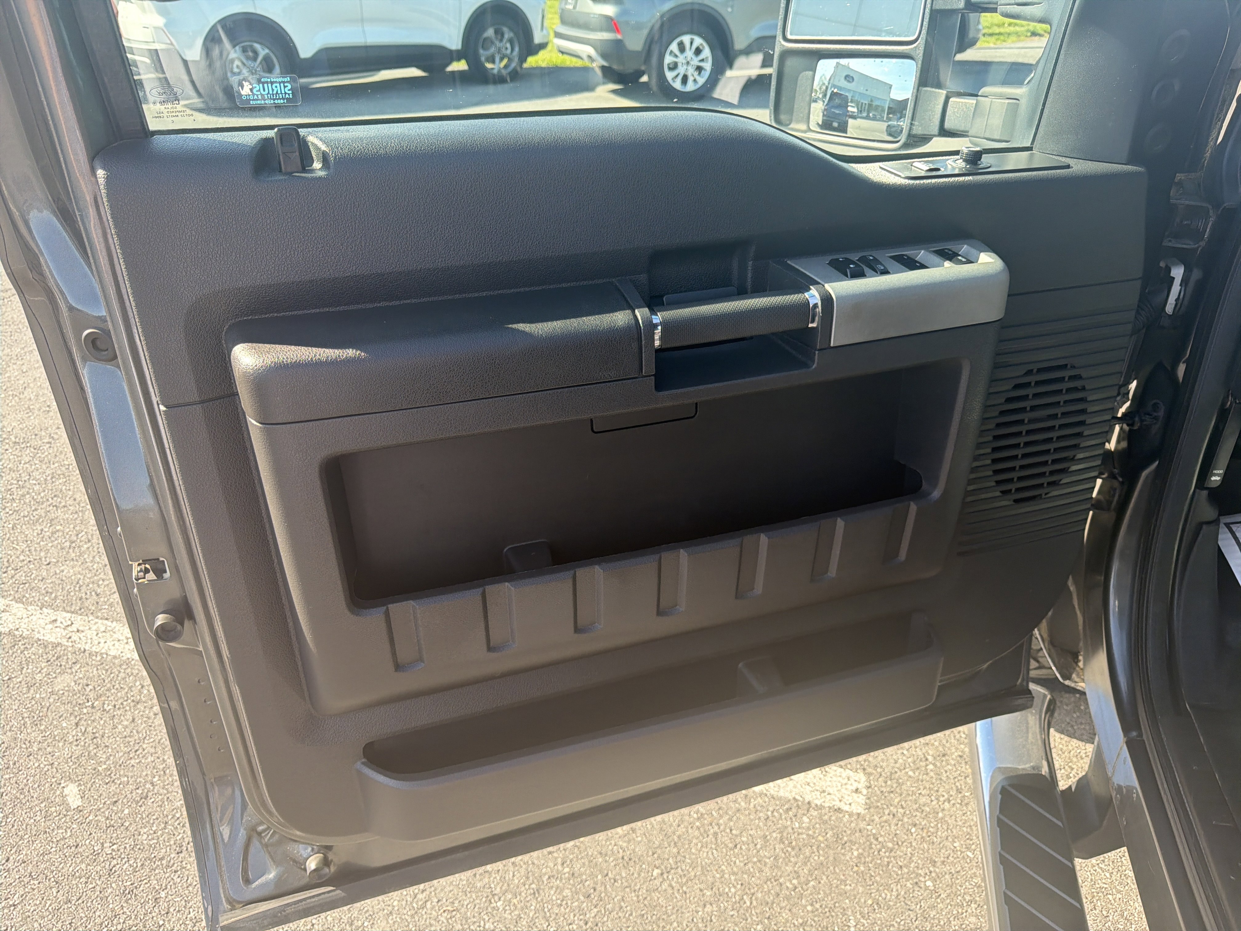Used 2015 Ford F250 Lariat w/ Snow Plow Prep Package AWD/4WD image 15