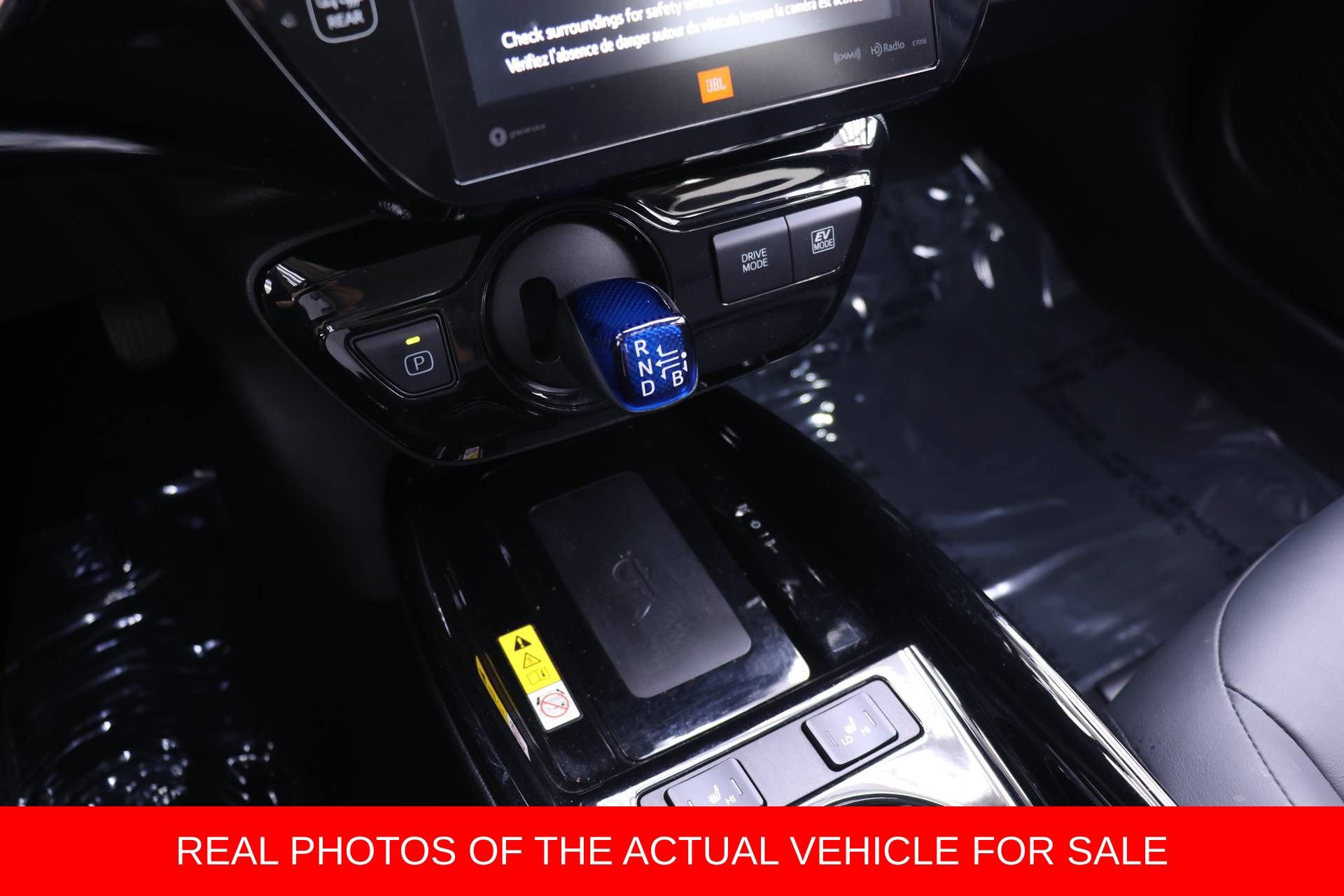 Certified 2019 Toyota Prius Limited w/ Premium Convenience Package FWD image 7