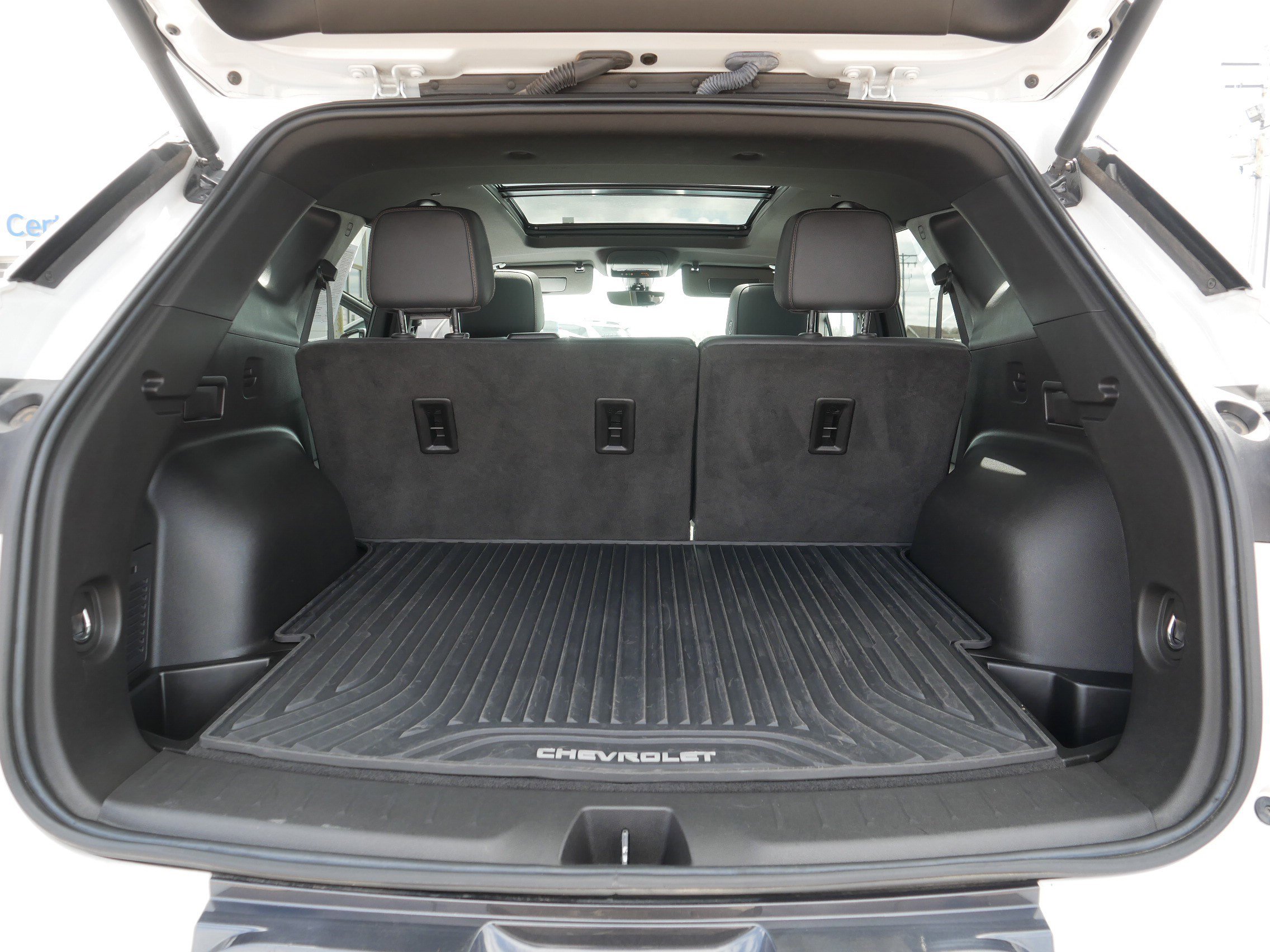 Used 2022 Chevrolet Blazer Premier w/ Enhanced Convenience Package AWD/4WD image 18