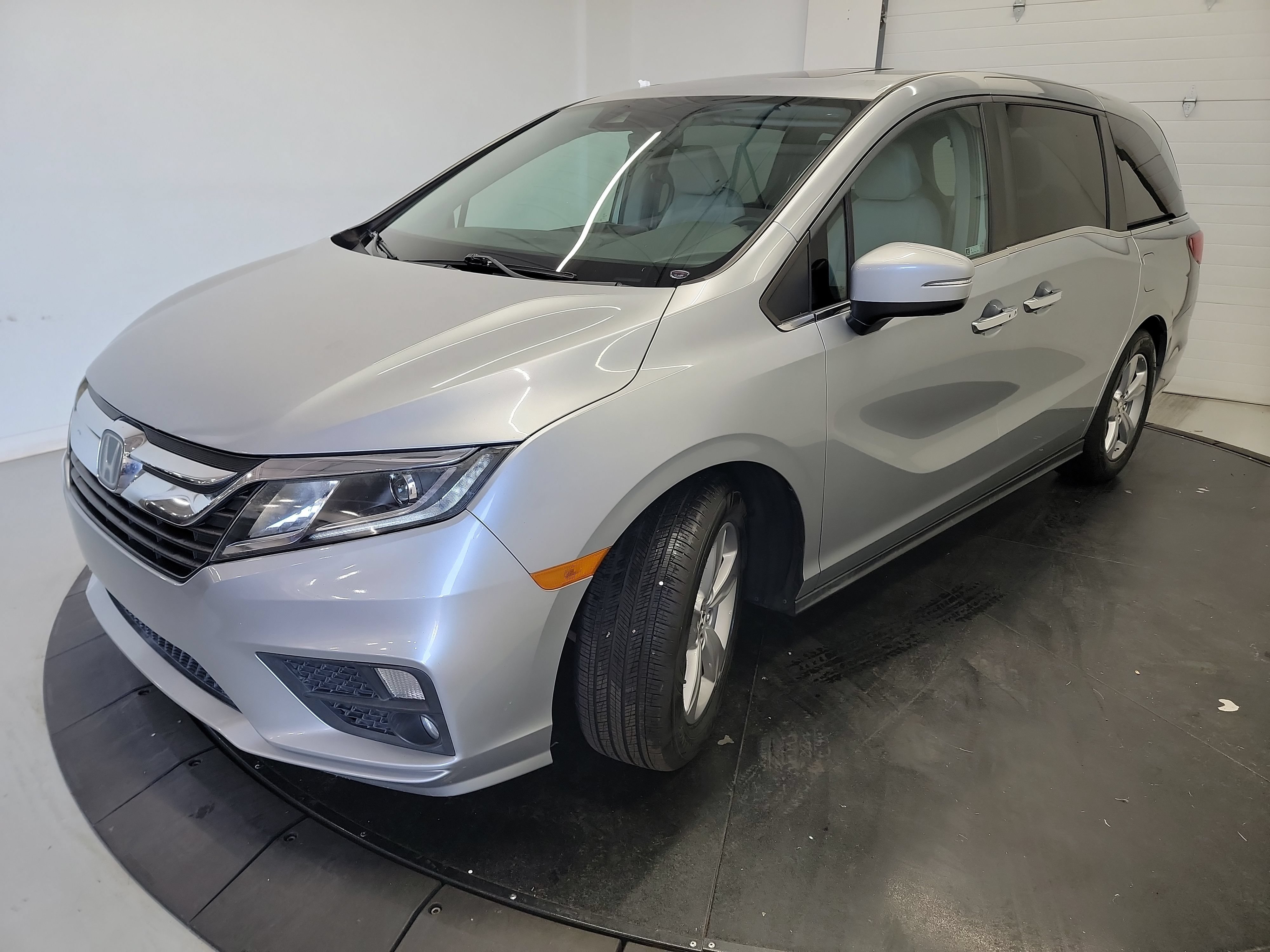 Used 2019 Honda Odyssey EX-L image 3