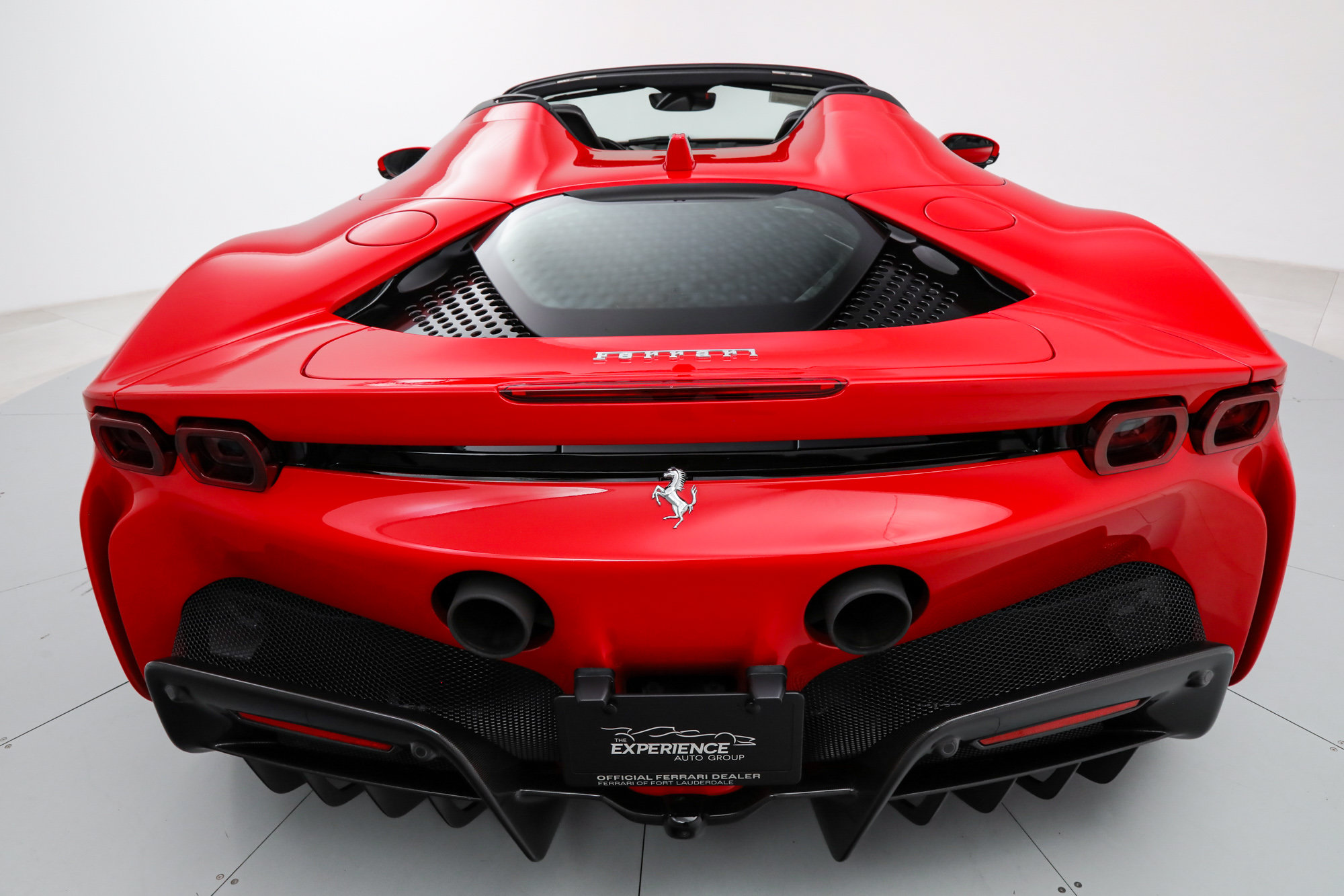 Certified 2025 Ferrari SF90 Spider AWD/4WD image 22