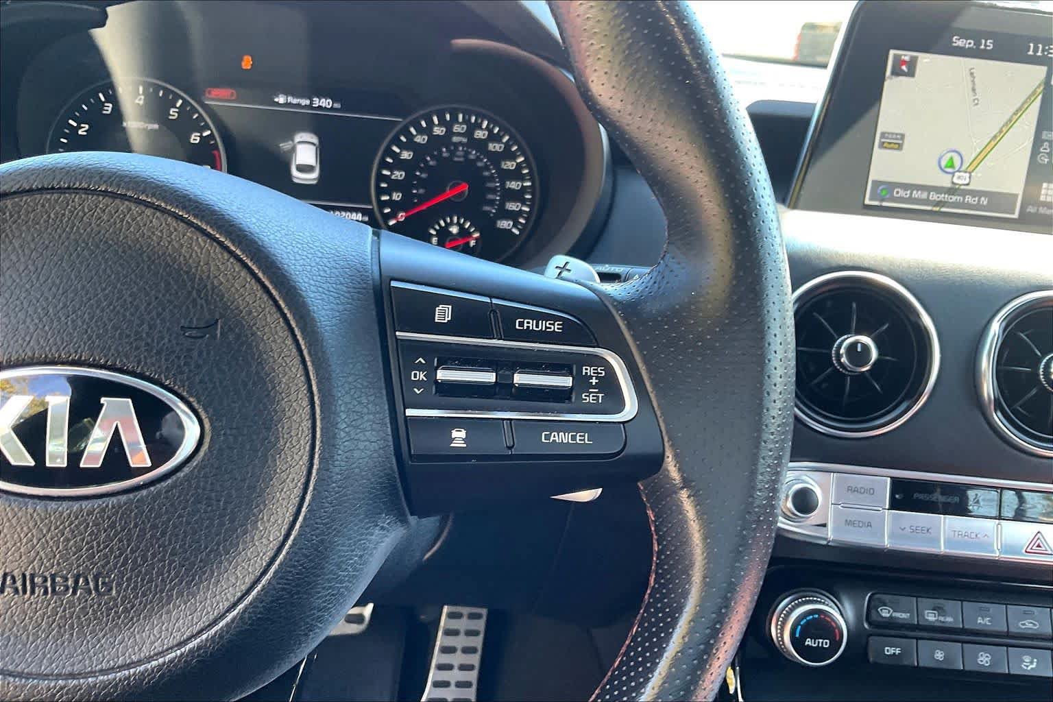 Used 2018 Kia Stinger GT2 AWD/4WD image 26