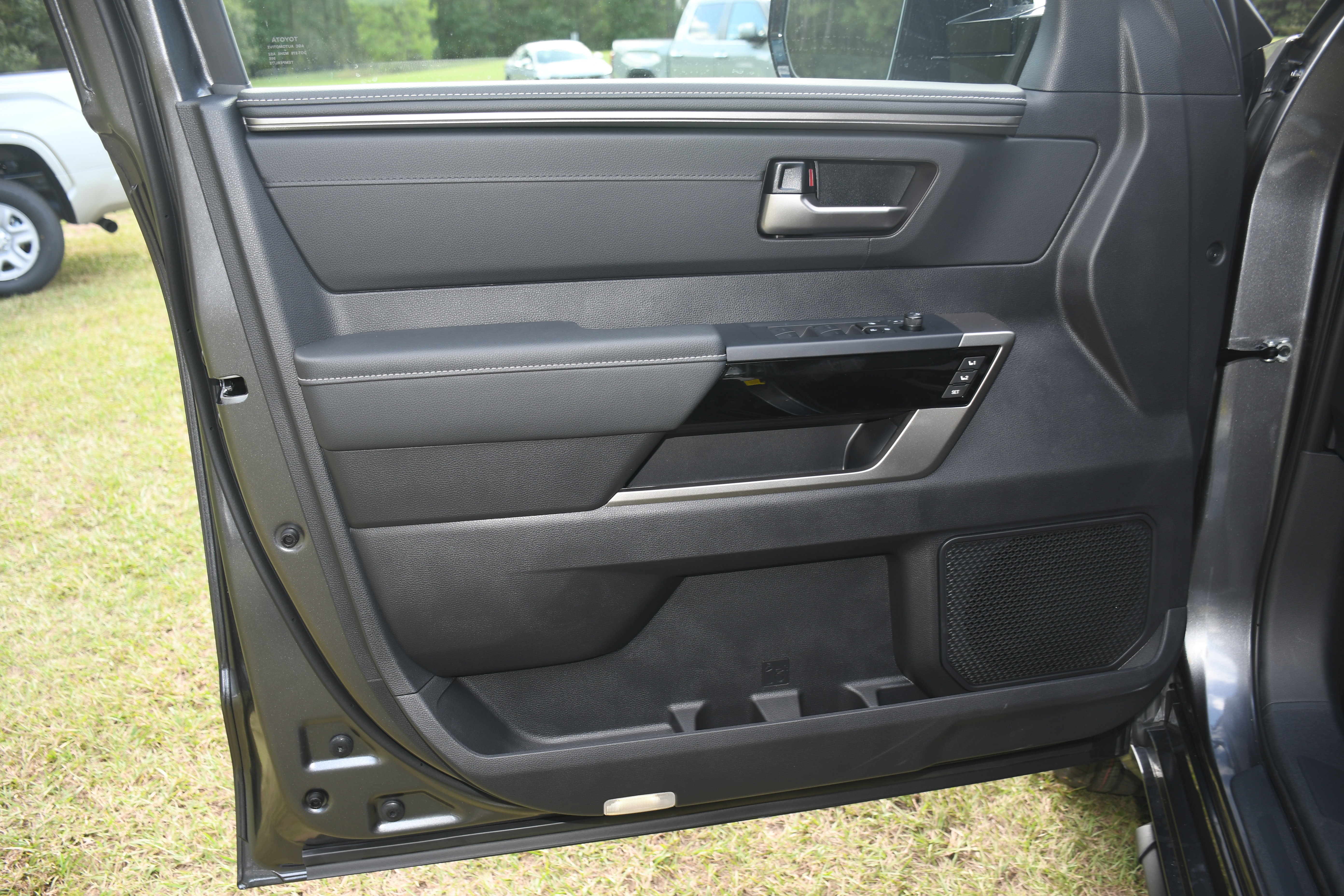 New 2026 Toyota Tundra Limited image 5