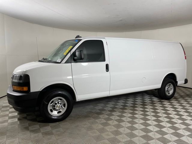 New 2025 Chevrolet Express 3500 w/ Driver Convenience Package image 13