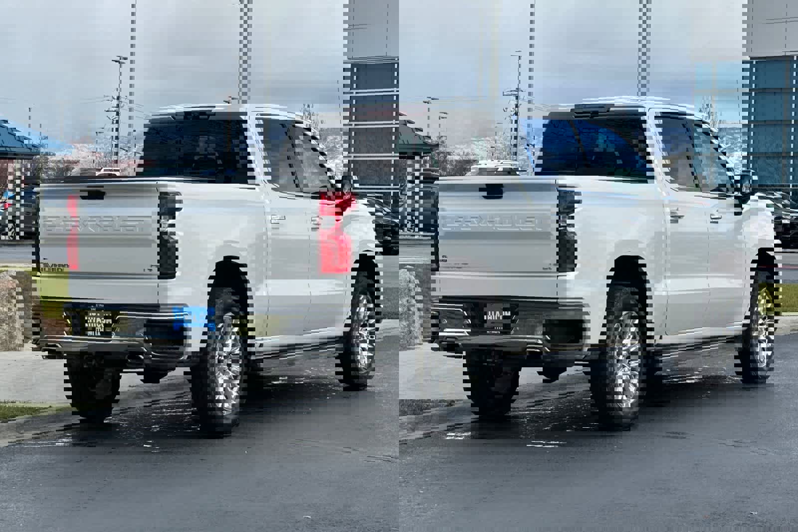 Used 2021 Chevrolet Silverado 1500 LTZ w/ Technology Package image 2