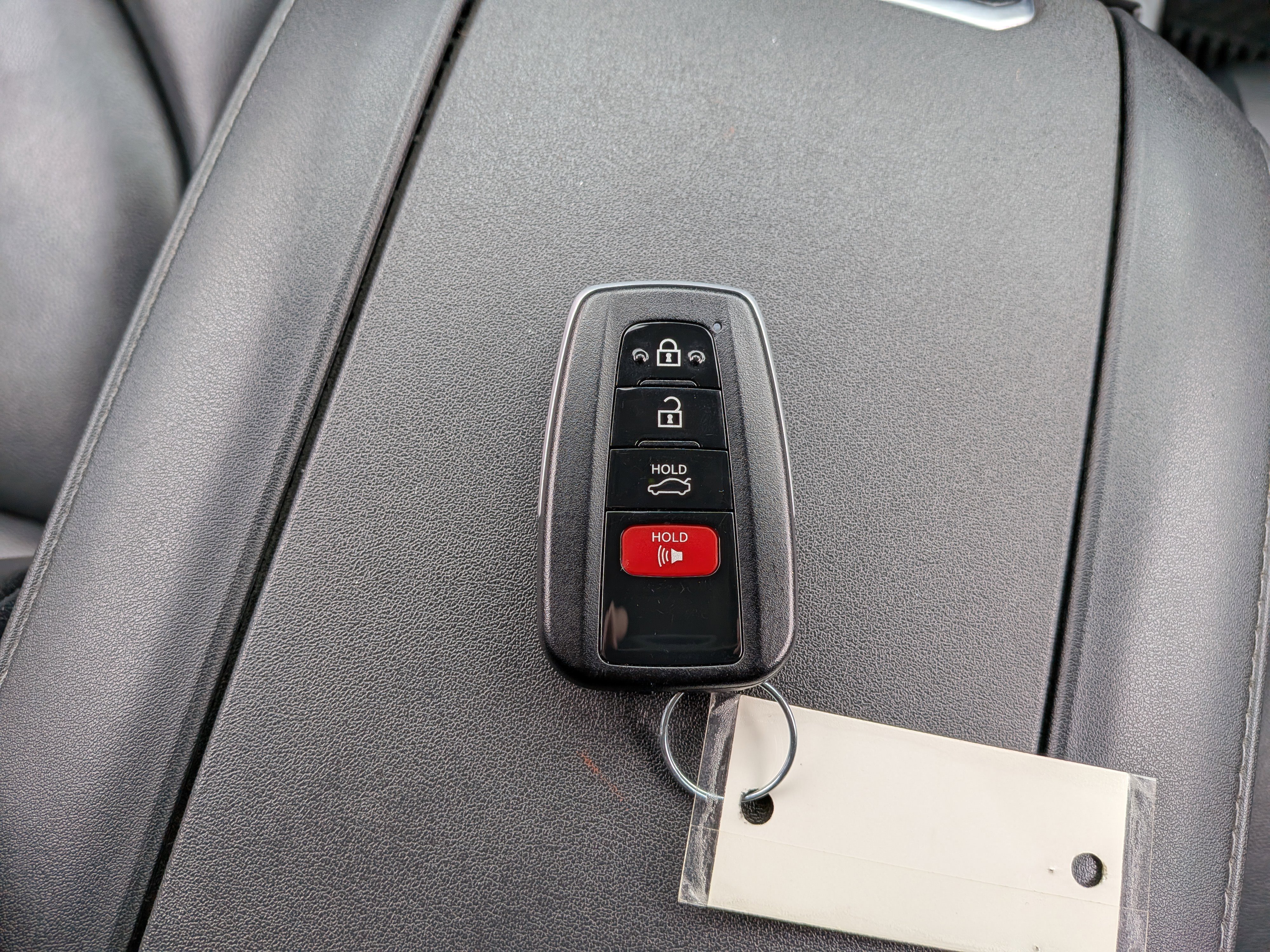 Used 2021 Toyota Highlander XLE image 39