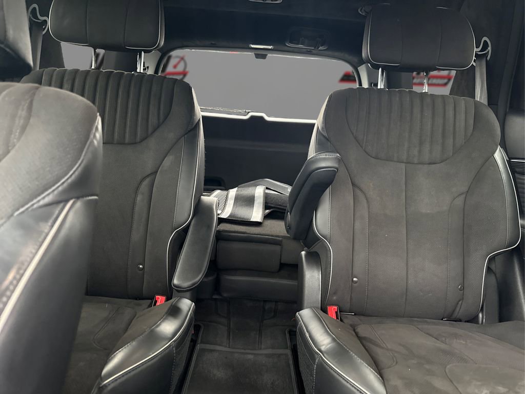 Used 2024 Hyundai Palisade Calligraphy image 19