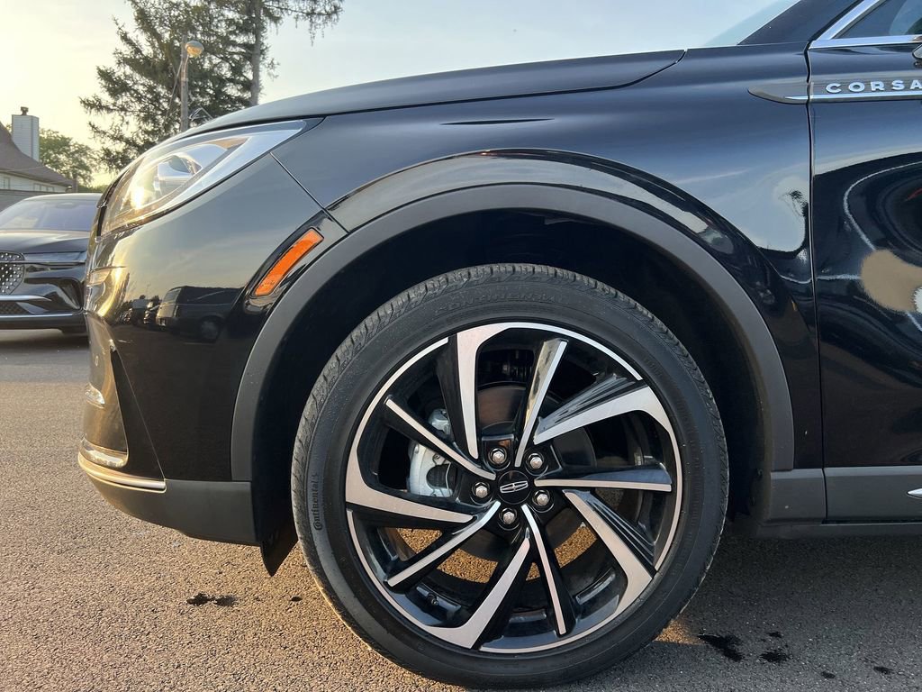 Used 2025 Lincoln Corsair Reserve w/ Equipment Group 202A image 19