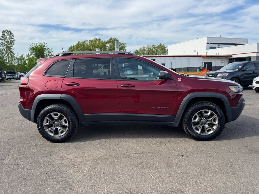 Used 2019 Jeep Cherokee Trailhawk AWD/4WD image 6